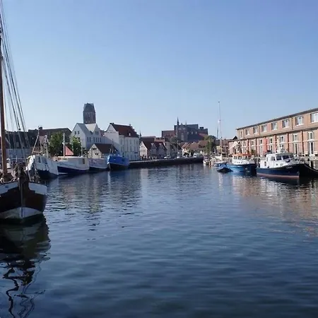5 Bei Der Klosterkirche, 2 Og Rechts - Abc549 Wismar