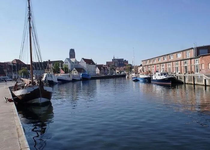 5 Bei Der Klosterkirche, 2 Og Rechts - Abc549 Wismar